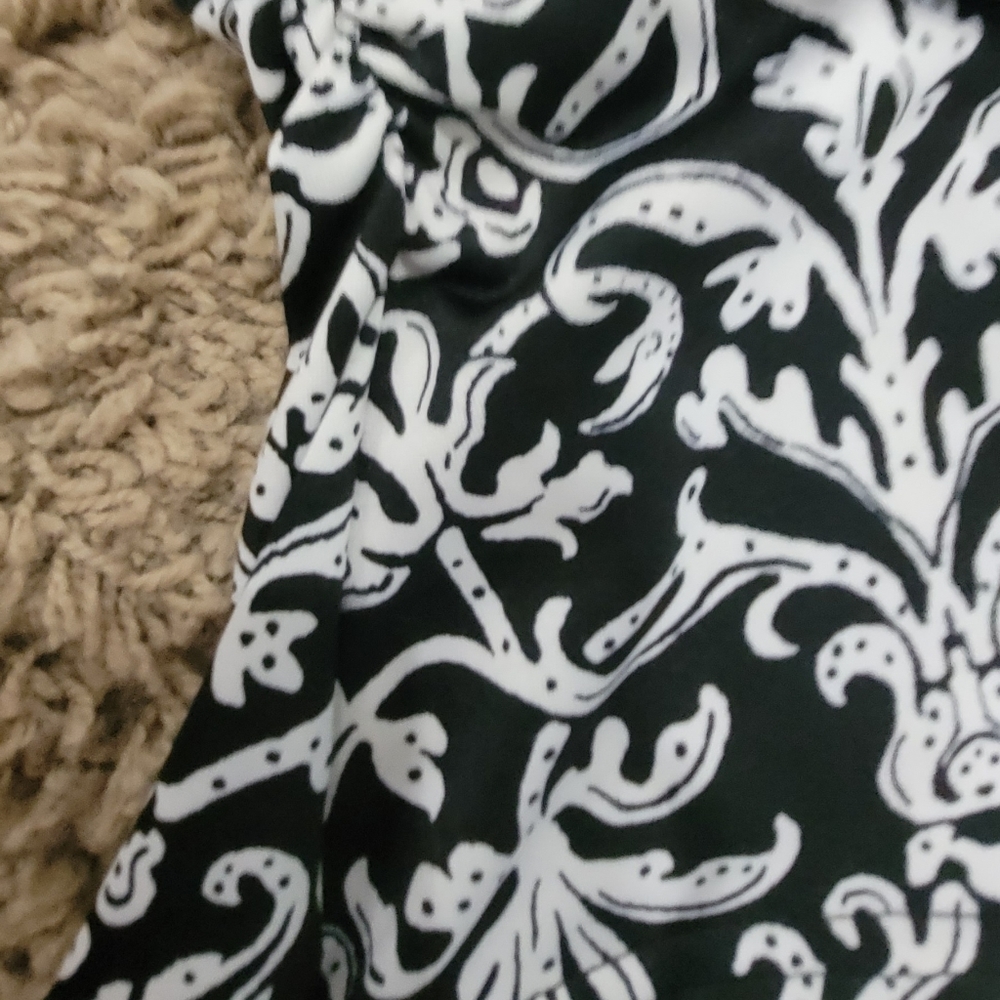 Top - Picture 3 of 5